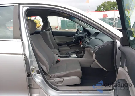 2012 Honda Accord 2.4 Lx z USA, uszkodzony, nr VIN 1HGCP2F35CA139711